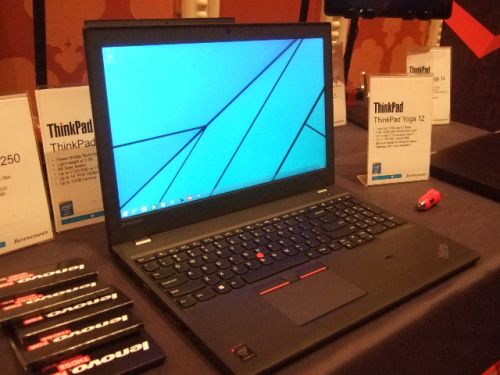 Showstoppers-Lenovo-Yoga-12