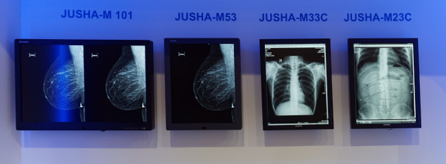 Jusha radiology displays