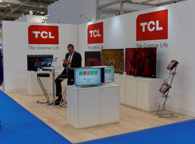 TCL booth