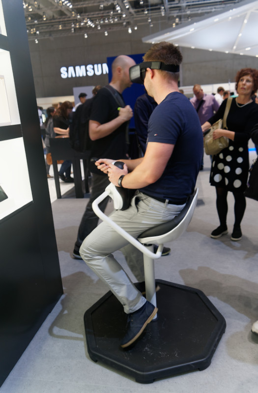 Samsung atticfab VR Chair