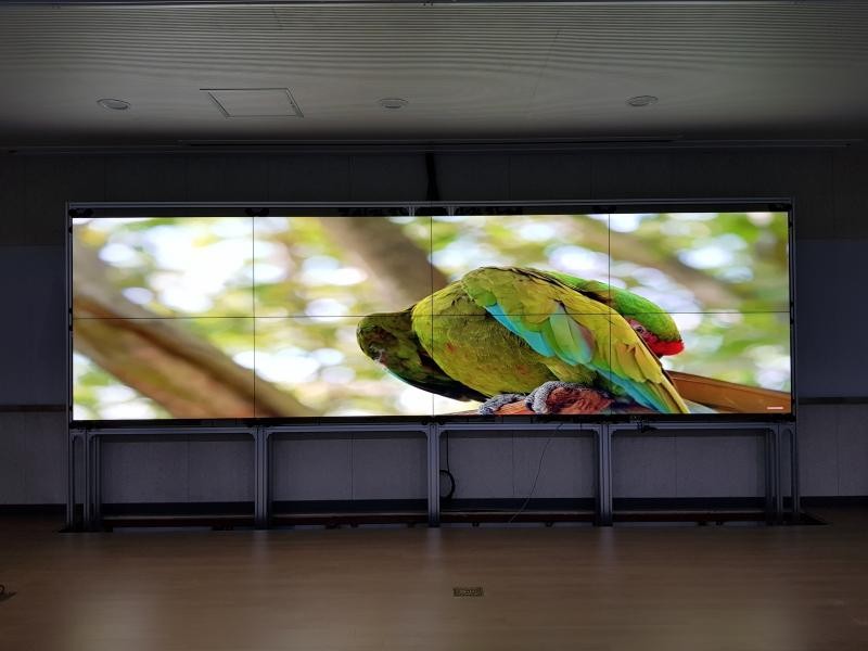 Barco UniSee LCD Video Wall 3