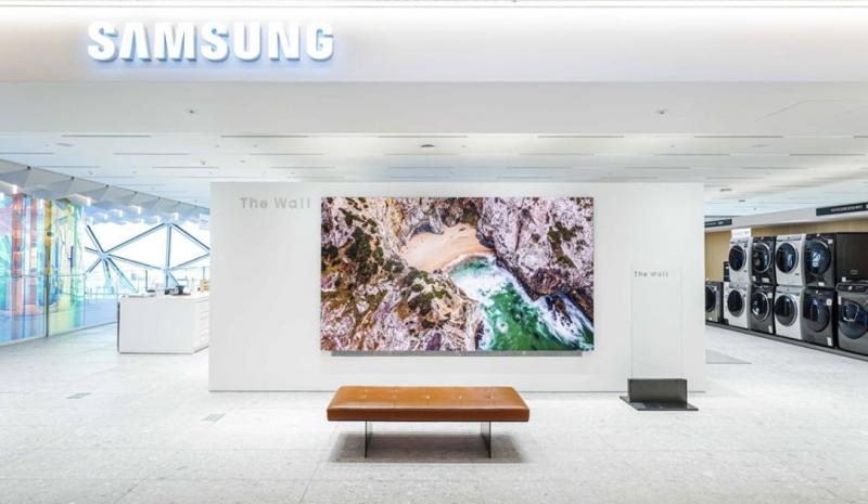 Samsung wall Suwon