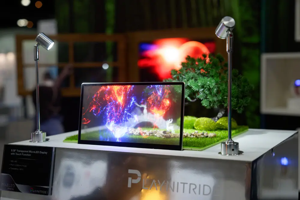 AUO Shows Transparent microLED Displays for IT and Automotive